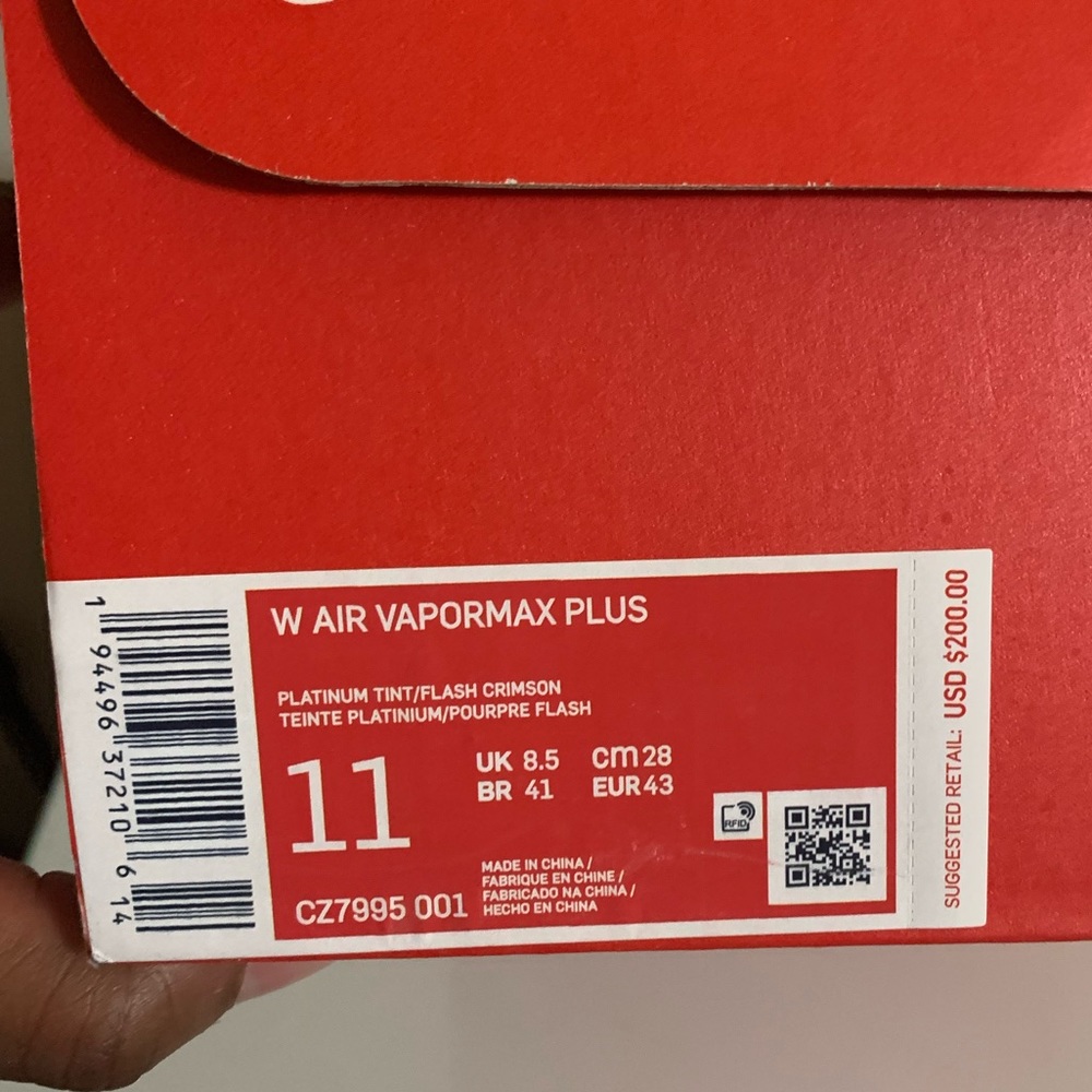 Nike Air VaporMax Plus - Picture 2 of 6